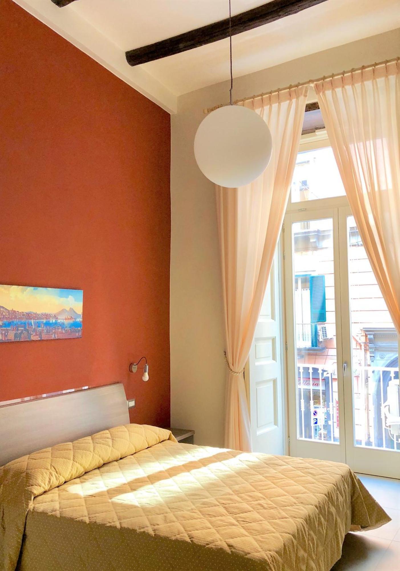 Casa Amato Apartment เนเปิลส์ ภายนอก รูปภาพ