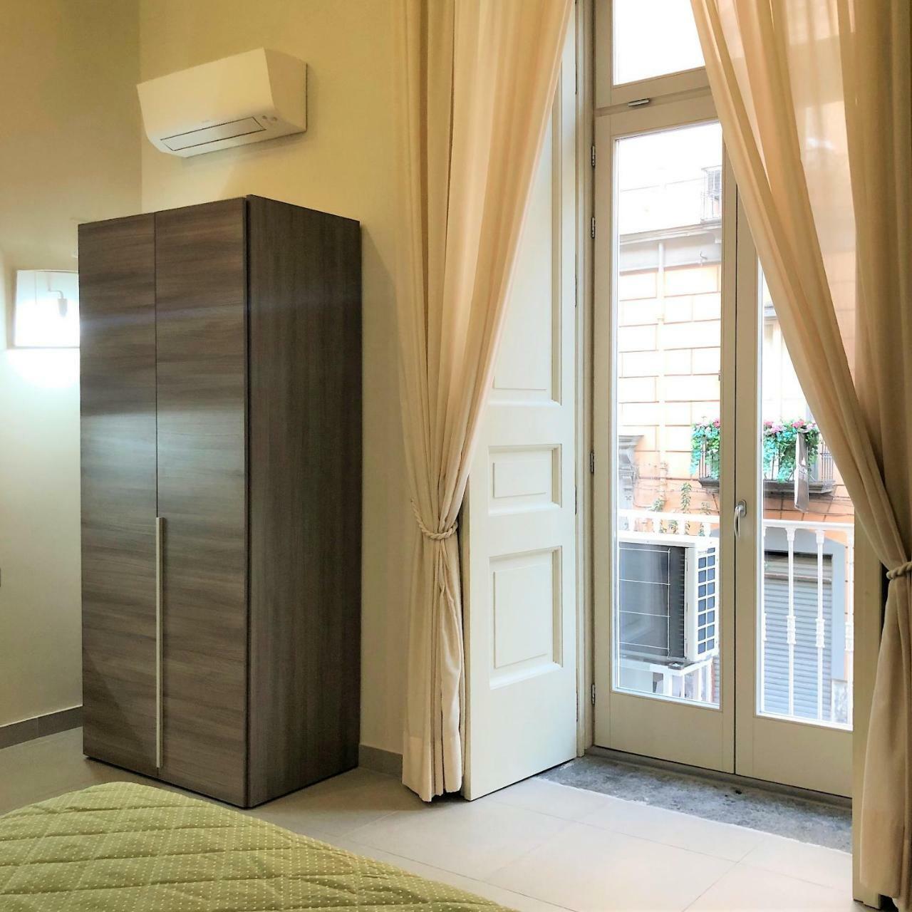 Casa Amato Apartment เนเปิลส์ ภายนอก รูปภาพ
