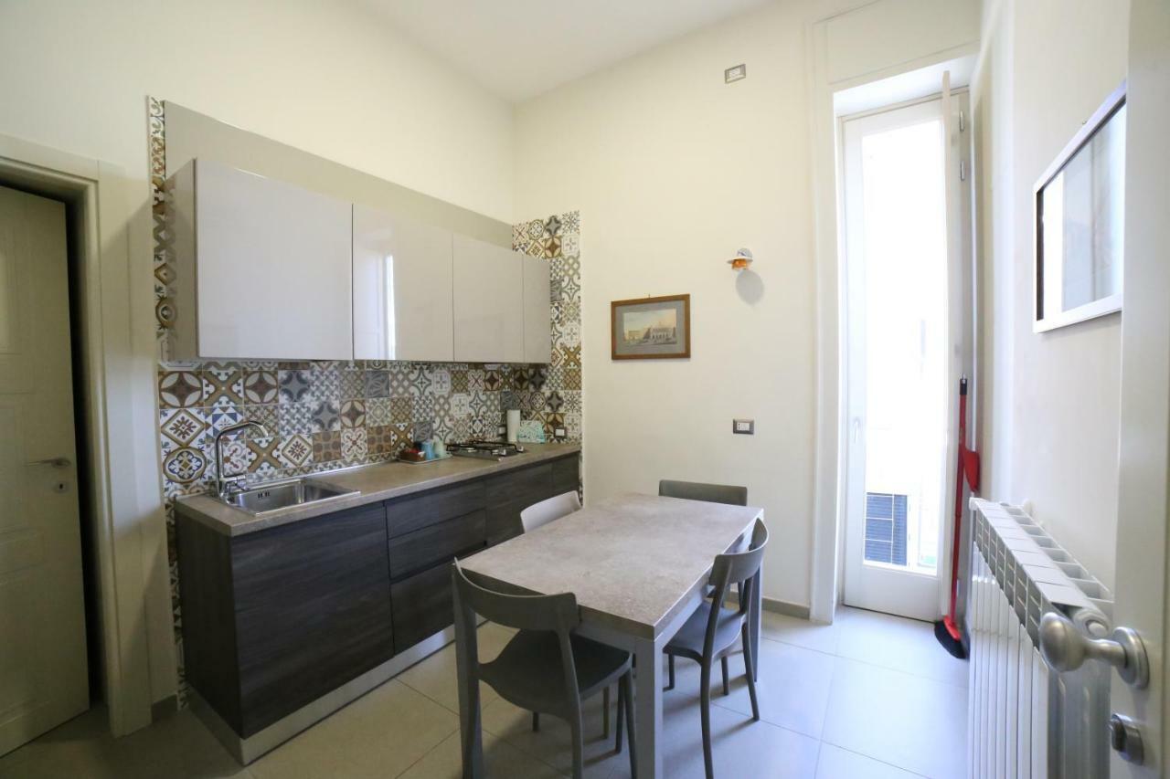 Casa Amato Apartment เนเปิลส์ ภายนอก รูปภาพ