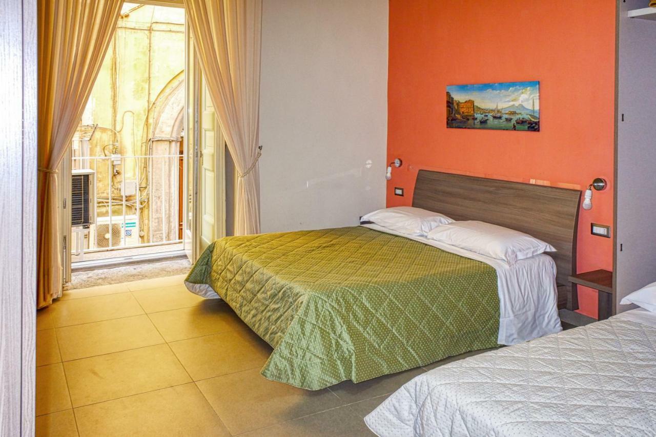 Casa Amato Apartment เนเปิลส์ ภายนอก รูปภาพ