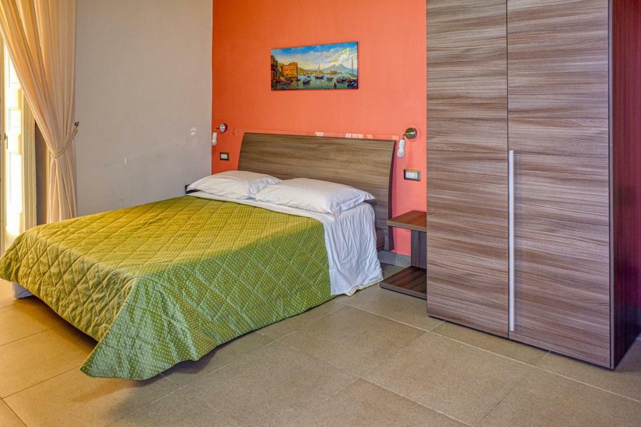 Casa Amato Apartment เนเปิลส์ ภายนอก รูปภาพ