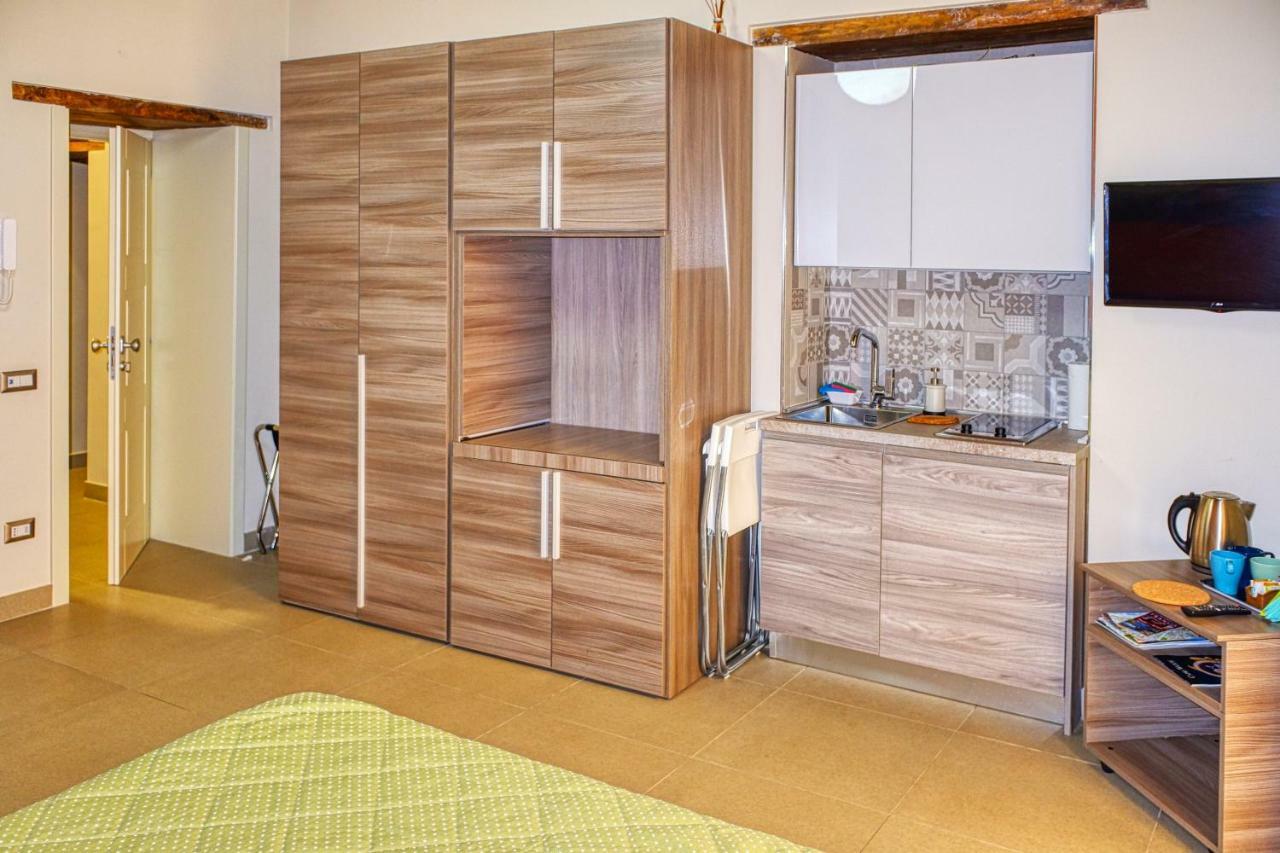 Casa Amato Apartment เนเปิลส์ ภายนอก รูปภาพ